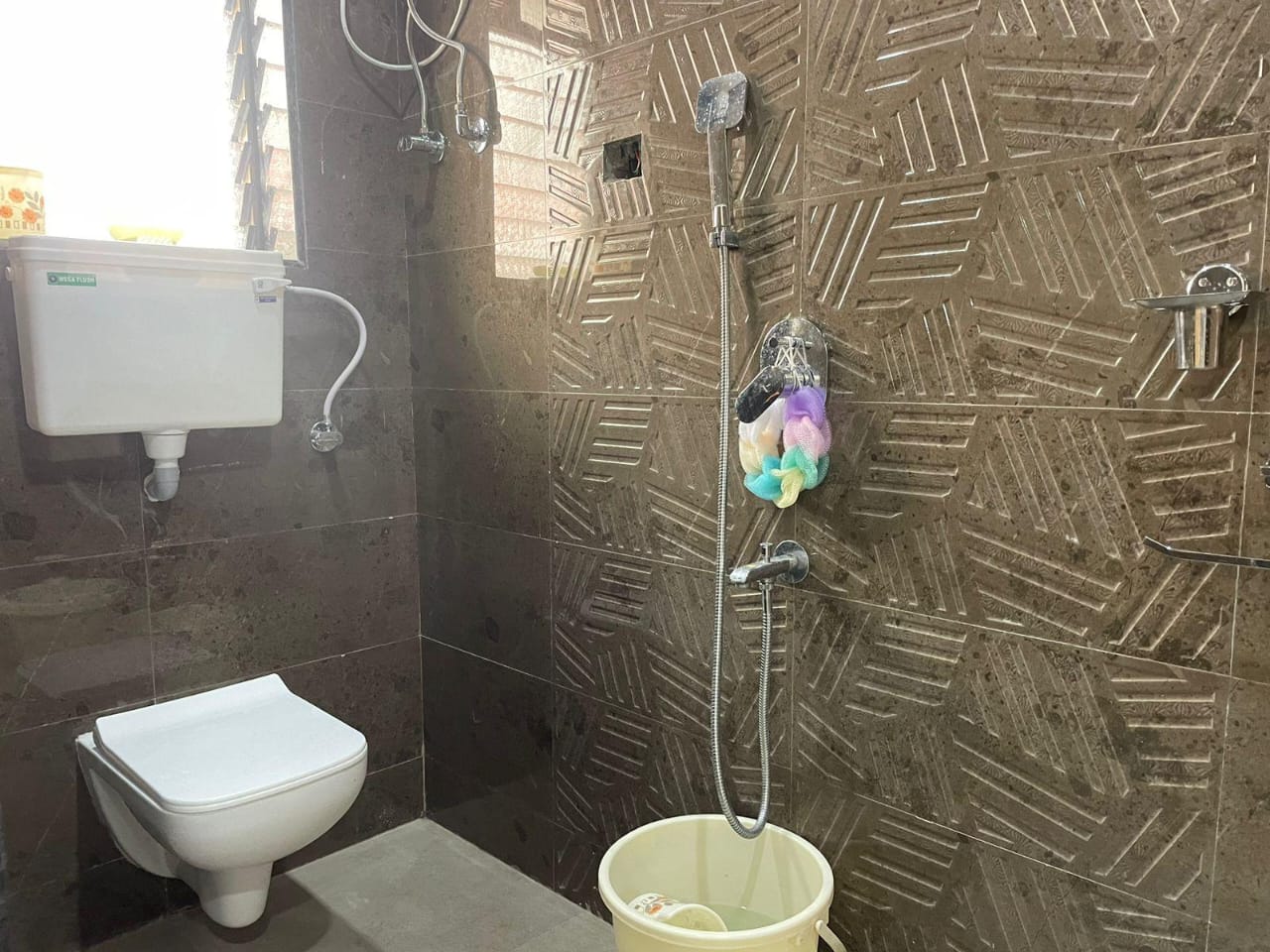 WhatsApp Image 2025-09-19 at 5.39.10 PM (2)